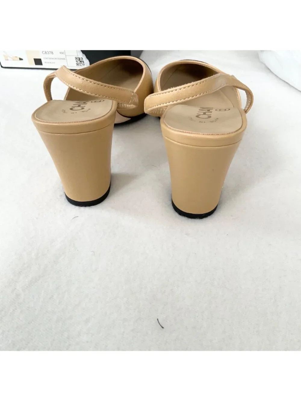 CHANEL Interlocking TWO tone beige Leather Slingback Pumps heels SZ37.5 US7